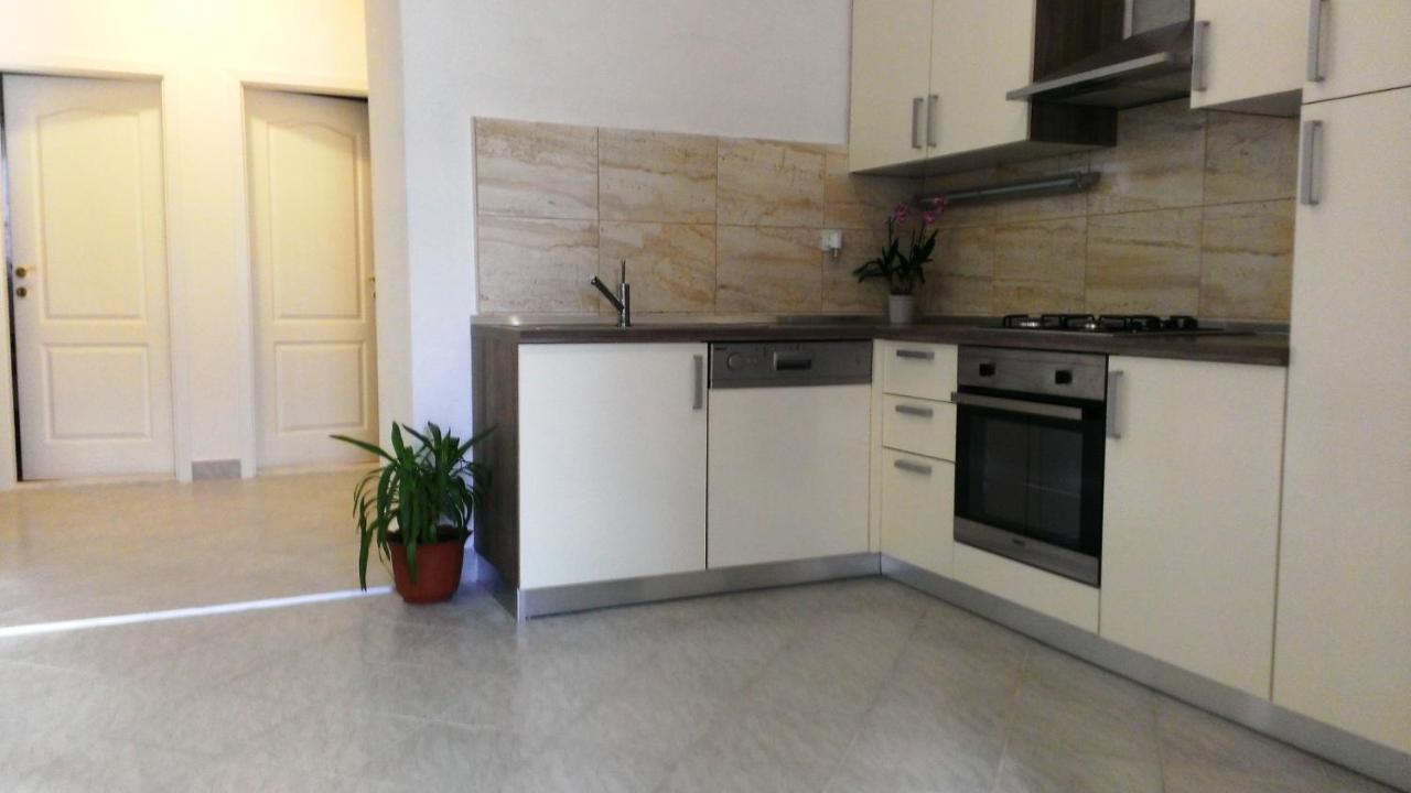 Apartments Jasminka Солин Стая снимка