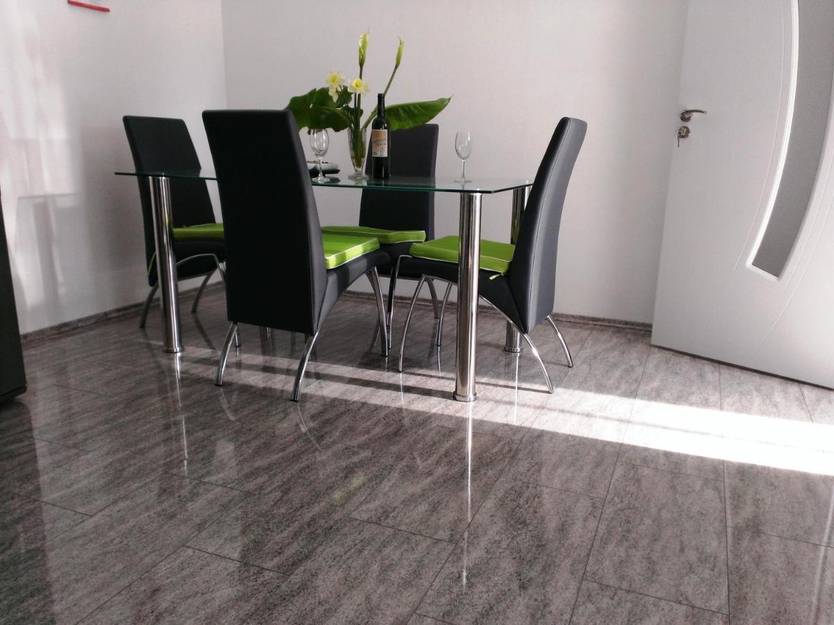 Apartments Jasminka Солин Стая снимка
